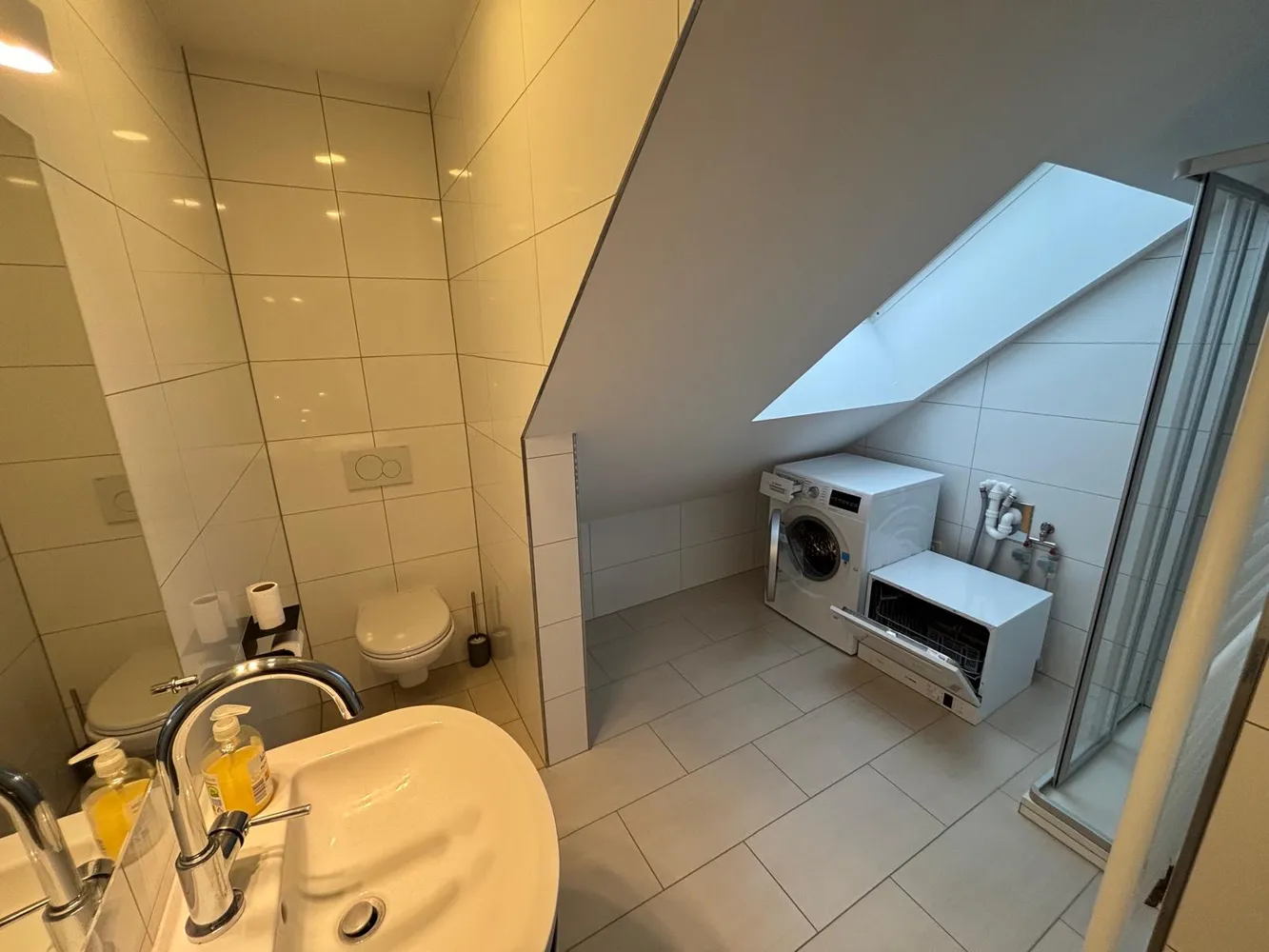 2 Zimmer Wohnung mit 53 m² in Köln – Bild 7