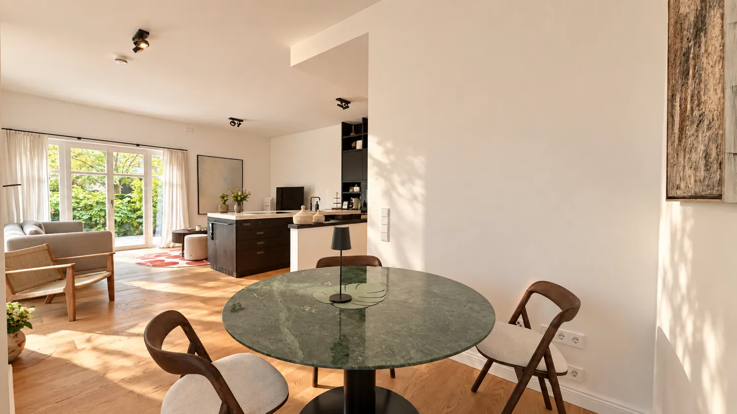 2 Zimmer Wohnung mit 99 m² in Düsseldorf – Bild 11