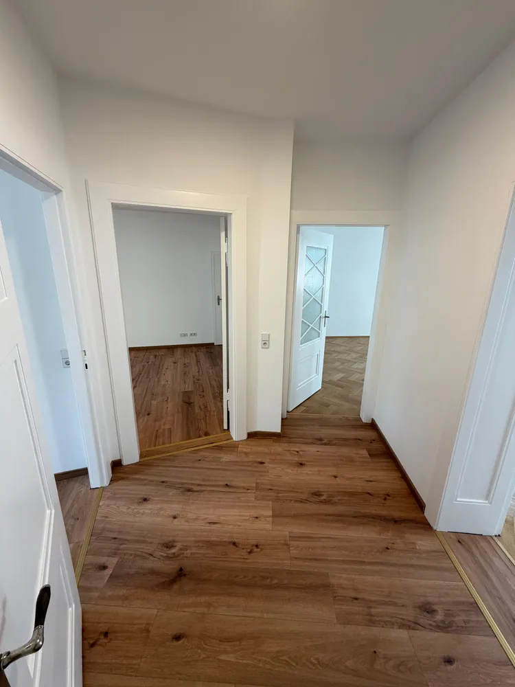 4 Zimmer Wohnung mit 100 m² in Halle (Saale) – Bild 8