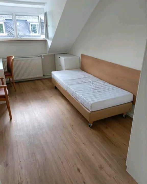 WG-Zimmer mit 15 m² in Frankfurt am Main – Bild 9