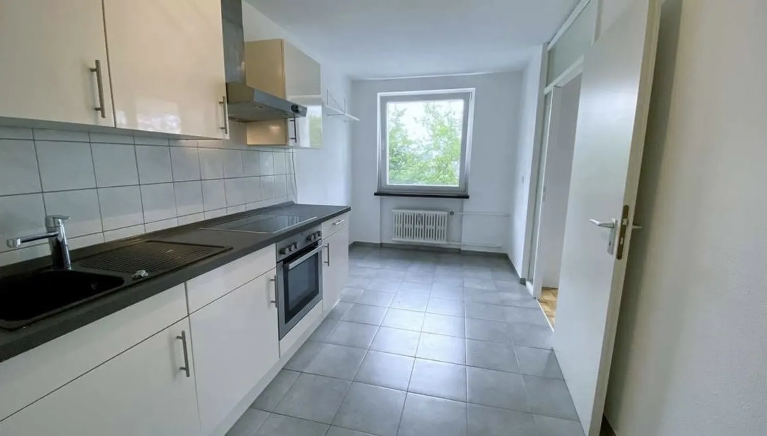 2 Zimmer Wohnung mit 54 m² in Düsseldorf – Bild 4