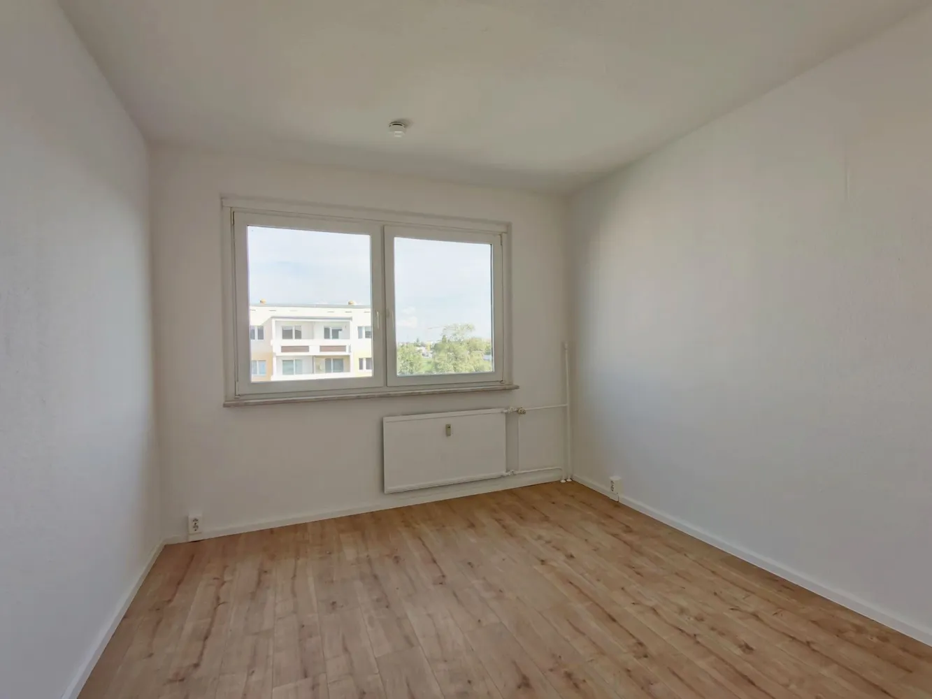 6 Zimmer Wohnung mit 119 m² in Halle (Saale) – Bild 8