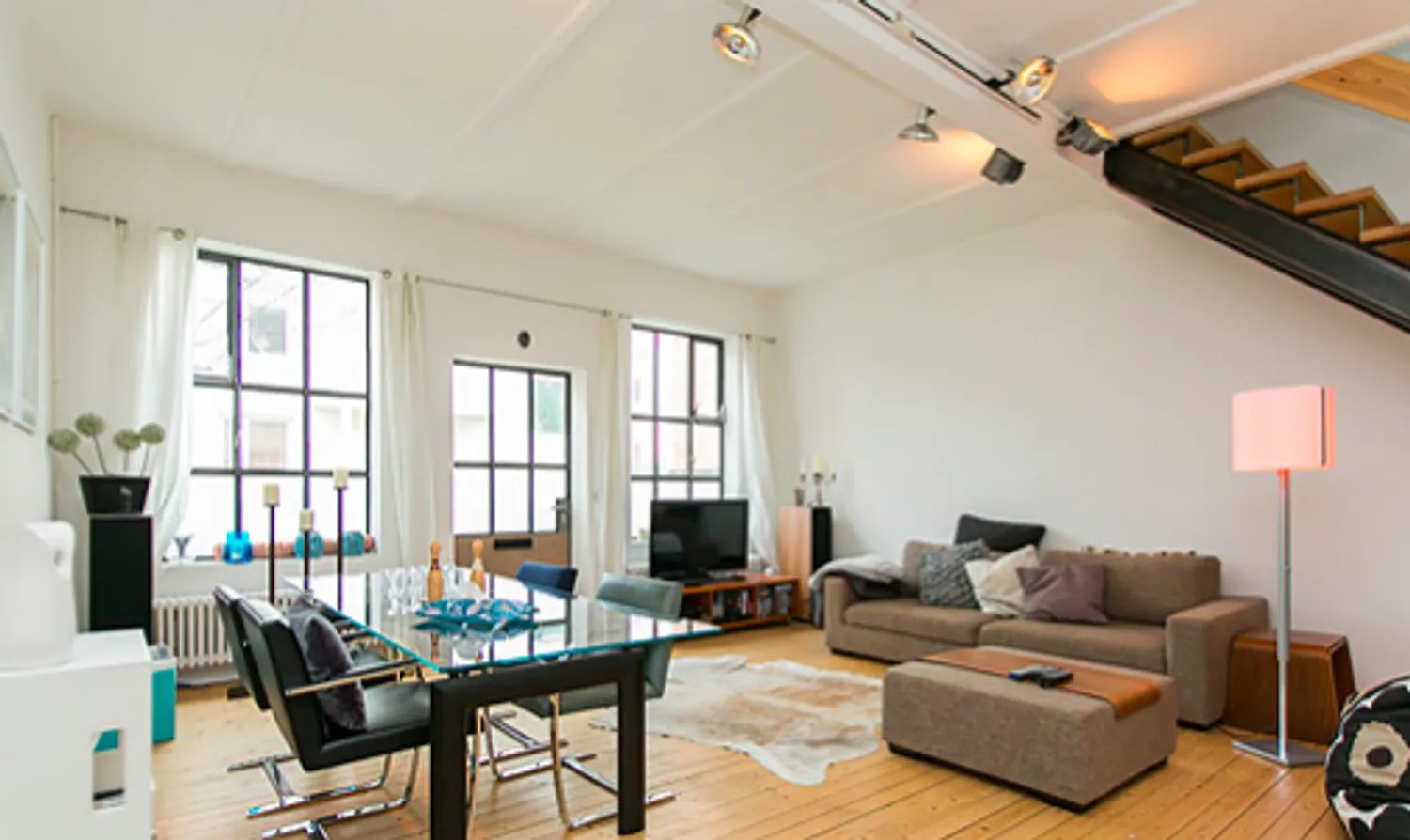 2 room apartment with 95 m² in Hamburg – Photo 5