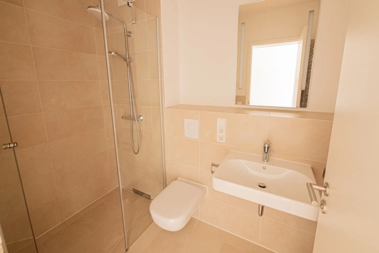 2 room apartment with 60 m² in Dresden – Photo 3