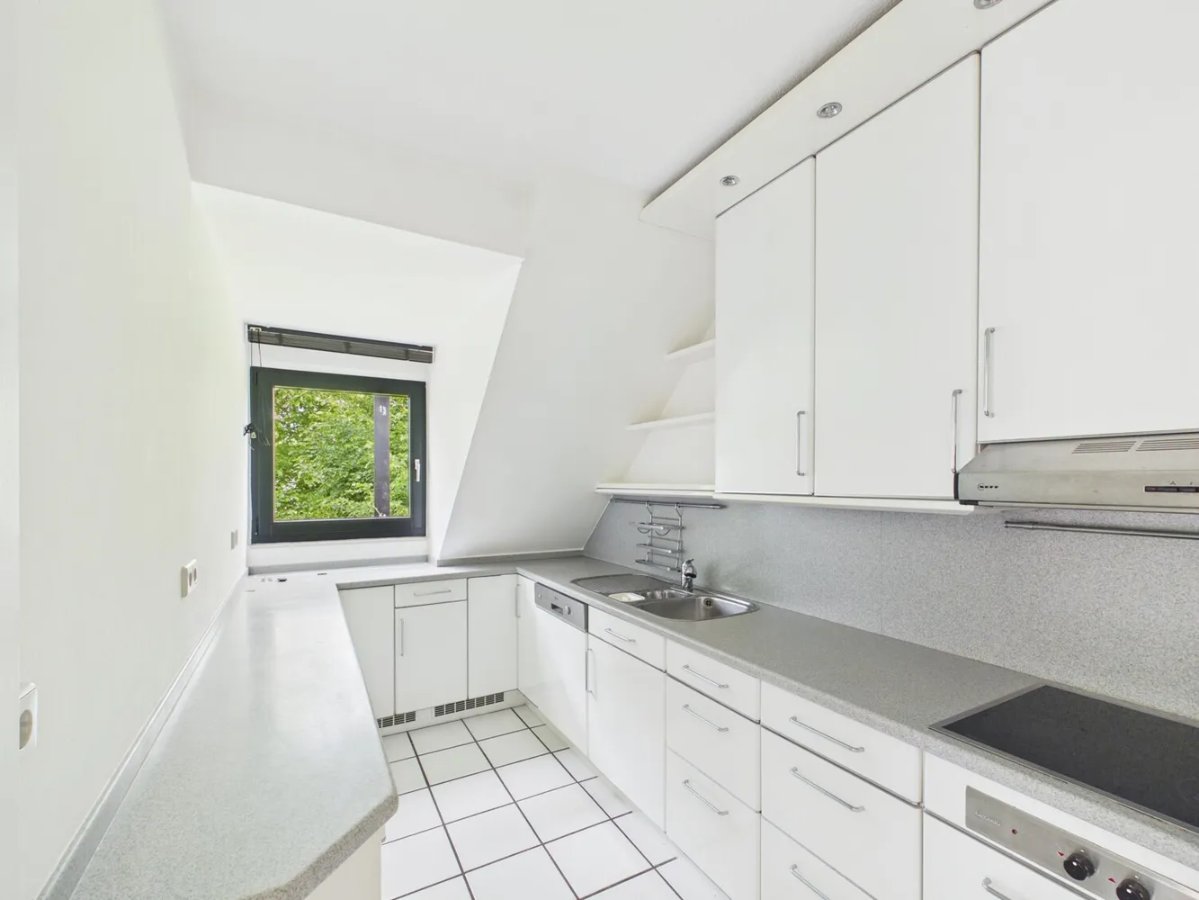 4 Zimmer Wohnung mit 125 m² in Köln – Bild 7