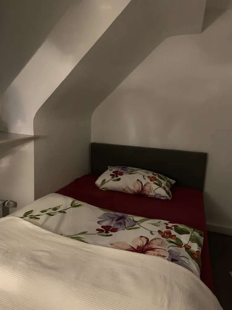 2 Zimmer Wohnung mit 35 m² in Köln – Bild 5