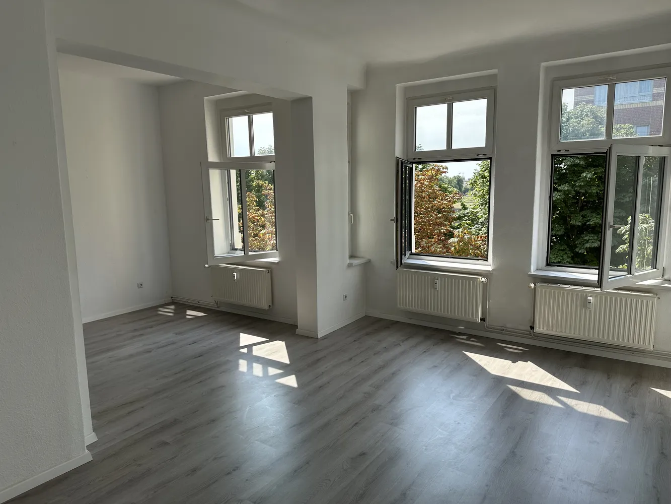 2 Zimmer Wohnung mit 82 m² in Magdeburg – Bild 1