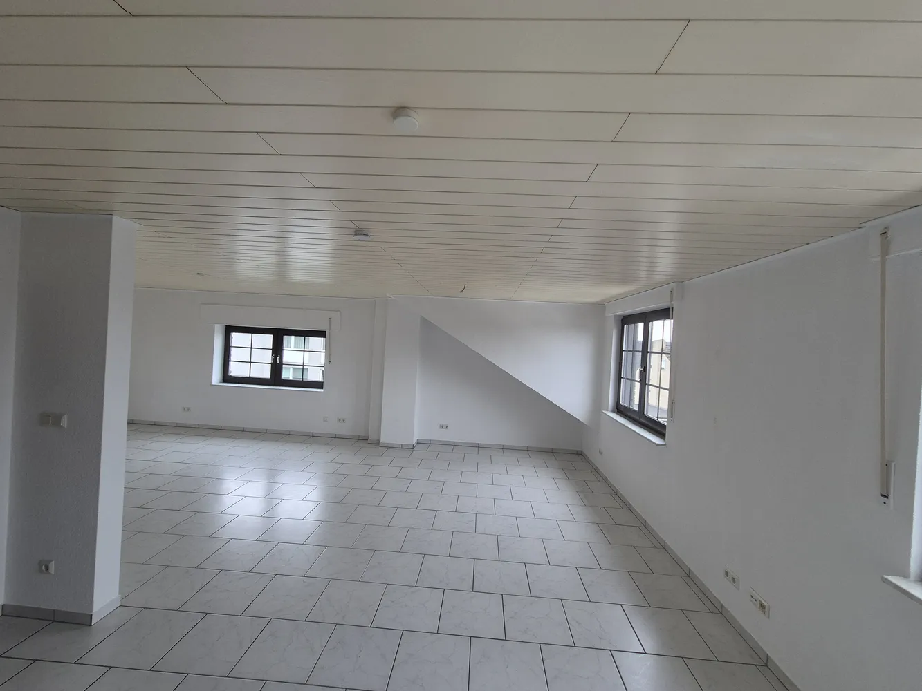 2 Zimmer Wohnung mit 90 m² in Moers – Bild 7