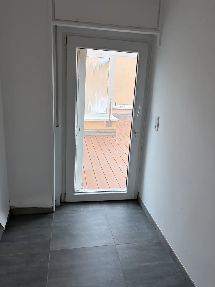 4 Zimmer Wohnung mit 110 m² in Frankfurt am Main – Bild 8