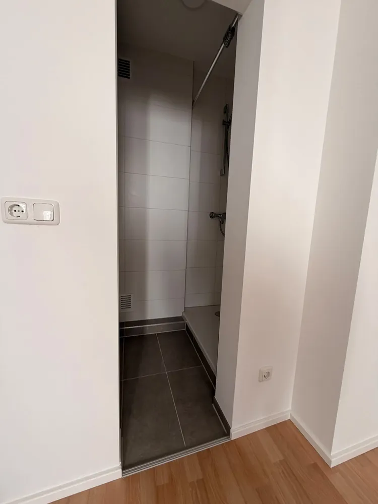 1 Zimmer Wohnung mit 25 m² in Köln – Bild 4