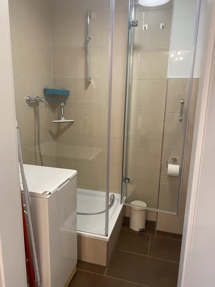 Shared room with 90 m² in Günzburg – Photo 9