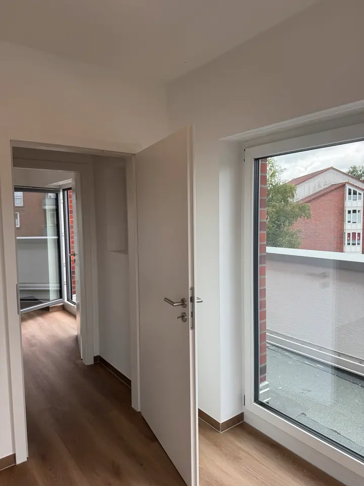 4 Zimmer Wohnung mit 150 m² in Emden – Bild 5