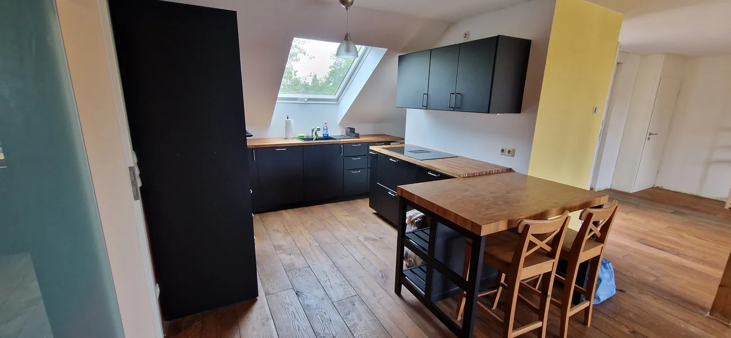 4 Zimmer Wohnung mit 127 m² in Duisburg – Bild 1