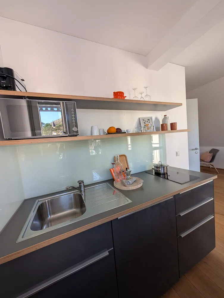1 room apartment with 30 m² in Stuttgart – Photo 3
