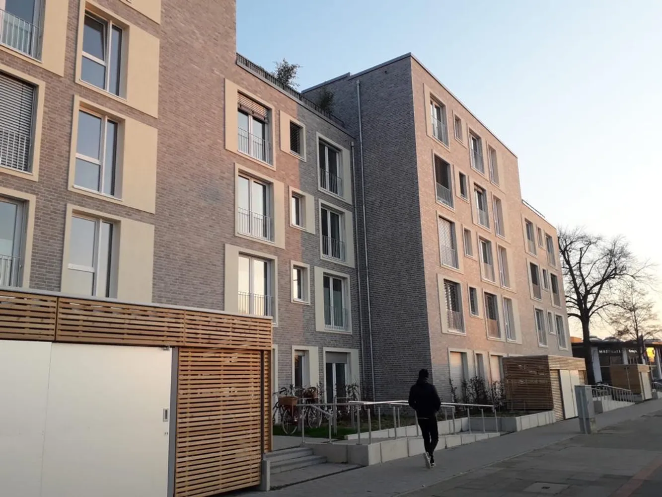 3 Zimmer Wohnung mit 94 m² in Hannover – Bild 1