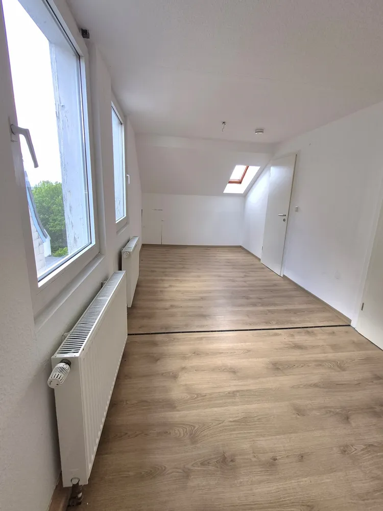 2 Zimmer Wohnung mit 79 m² in Wuppertal – Bild 3