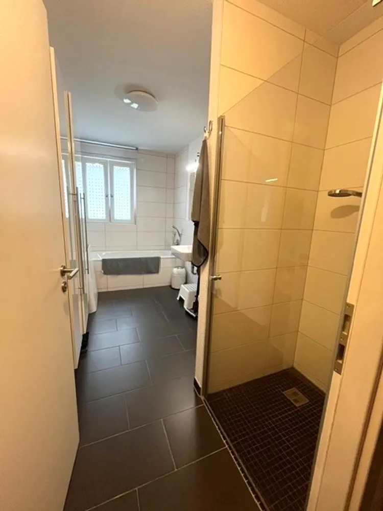 4 Zimmer Wohnung mit 124 m² in Wiesbaden – Bild 5