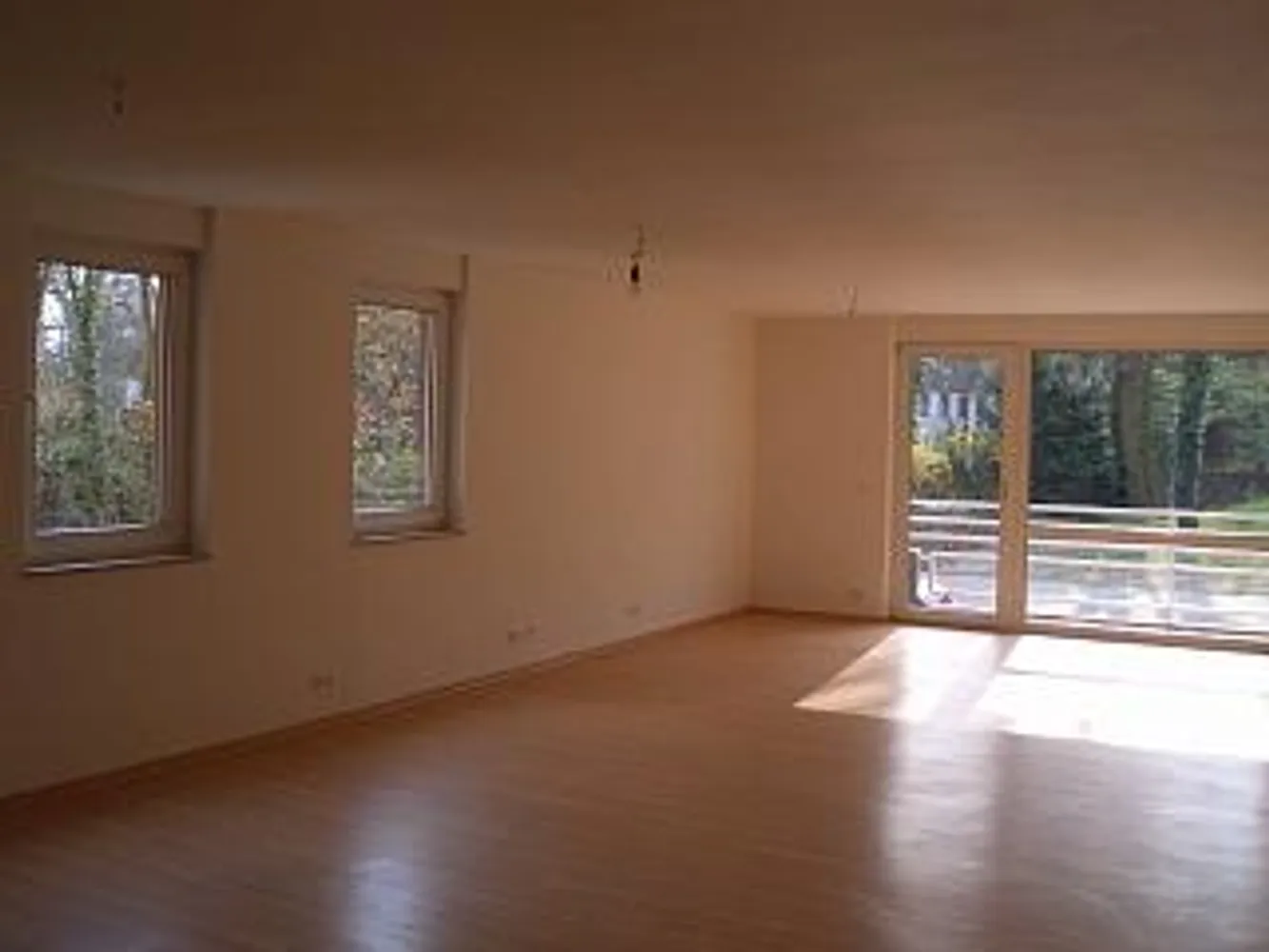 3 Zimmer Wohnung mit 127 m² in Krefeld – Bild 2