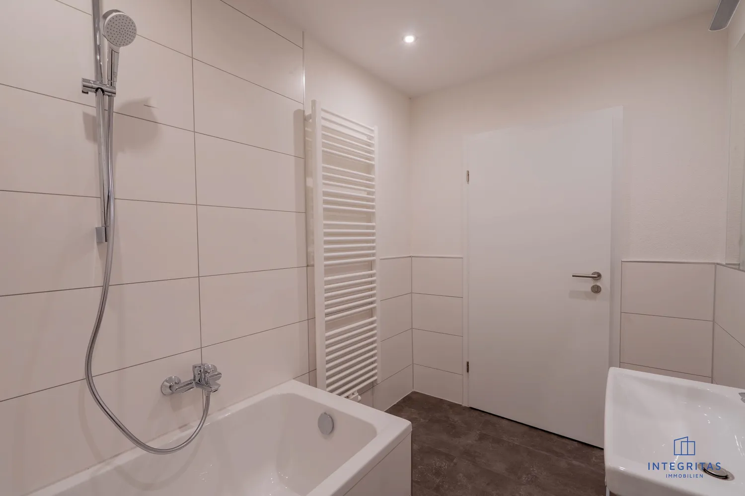 5 Zimmer Wohnung mit 94 m² in Hof – Bild 7