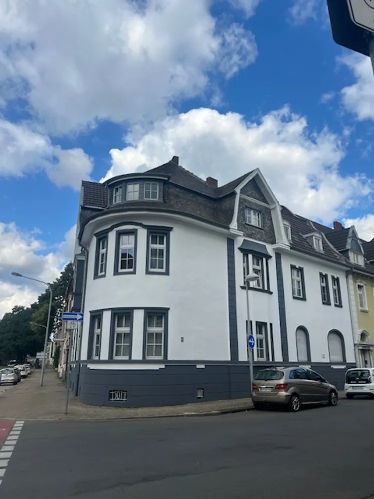 5 Zimmer Wohnung mit 128 m² in Krefeld – Bild 2