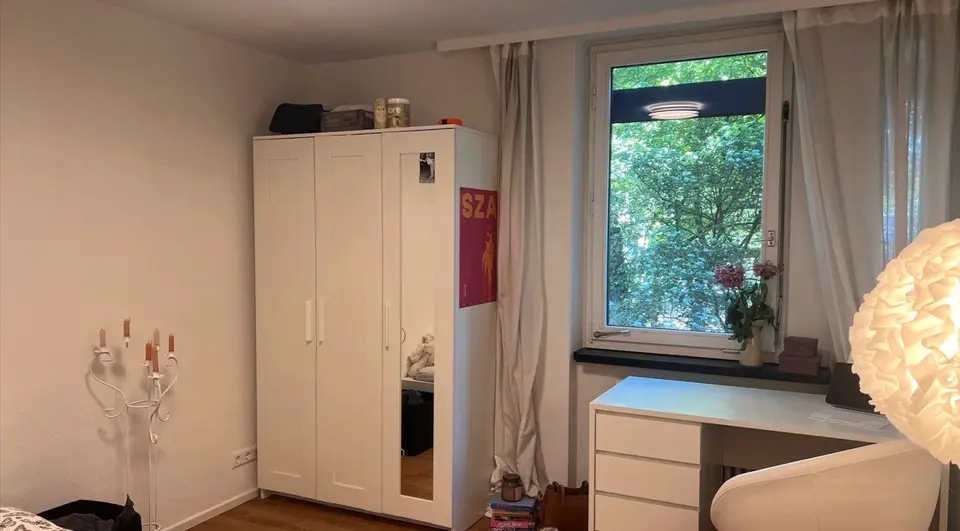 Shared room with 70 m² in Stuttgart – Photo 2