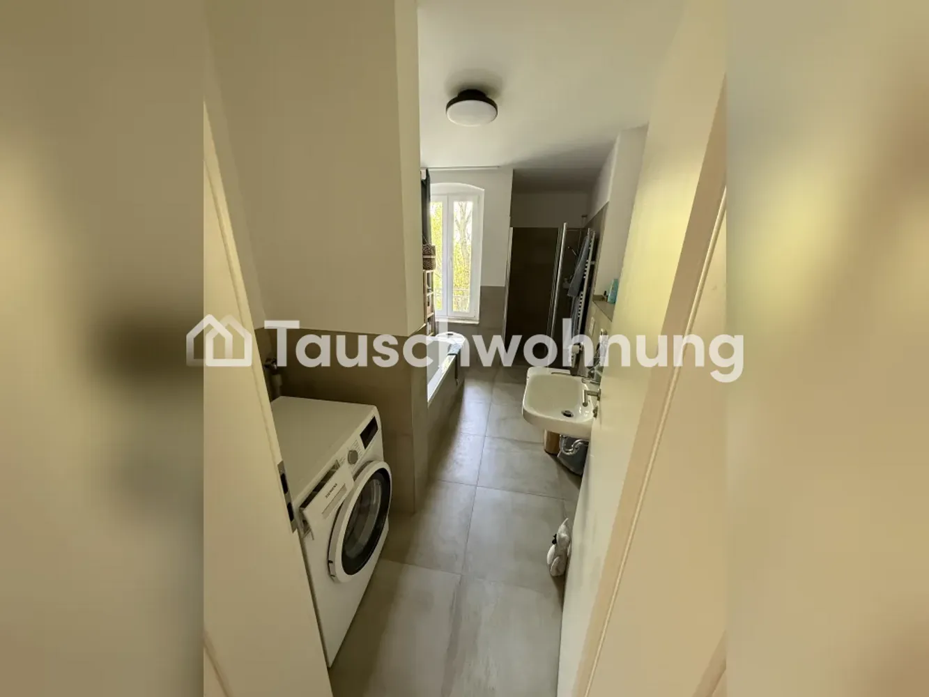 2 Zimmer Wohnung mit 65 m² in Erfurt – Bild 2