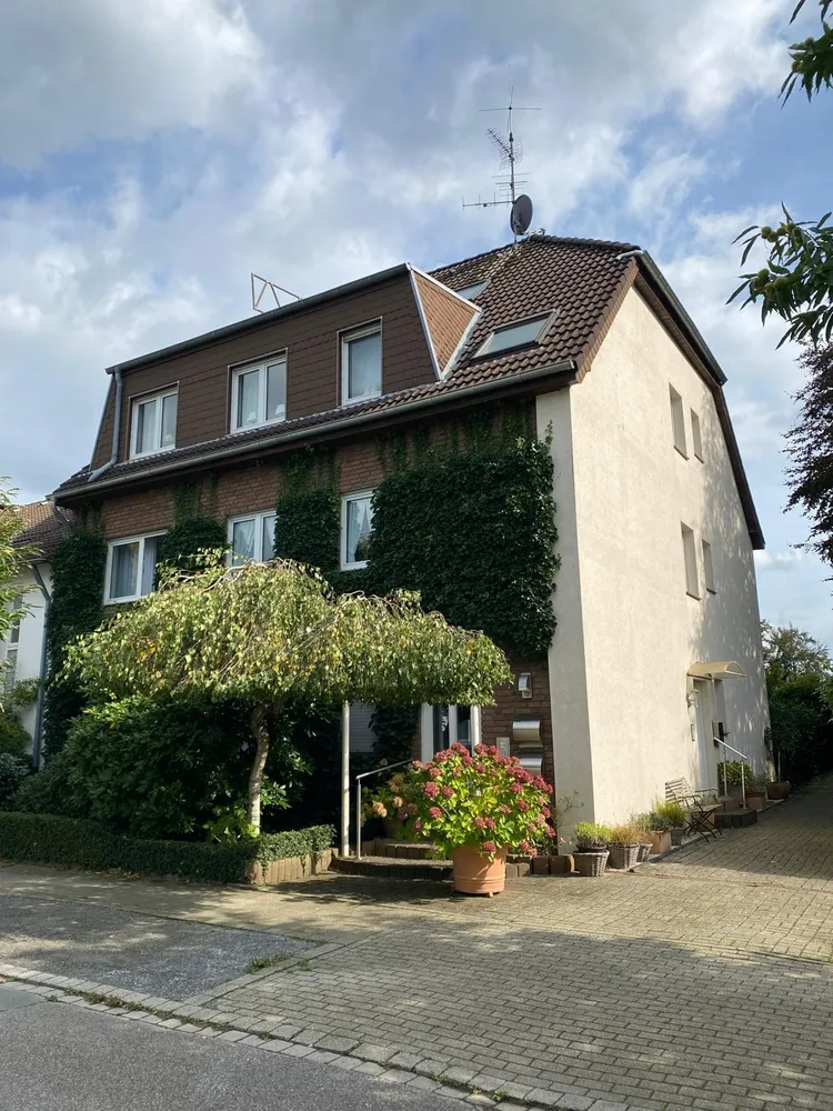 4 Zimmer Wohnung mit 142 m² in Essen – Bild 2