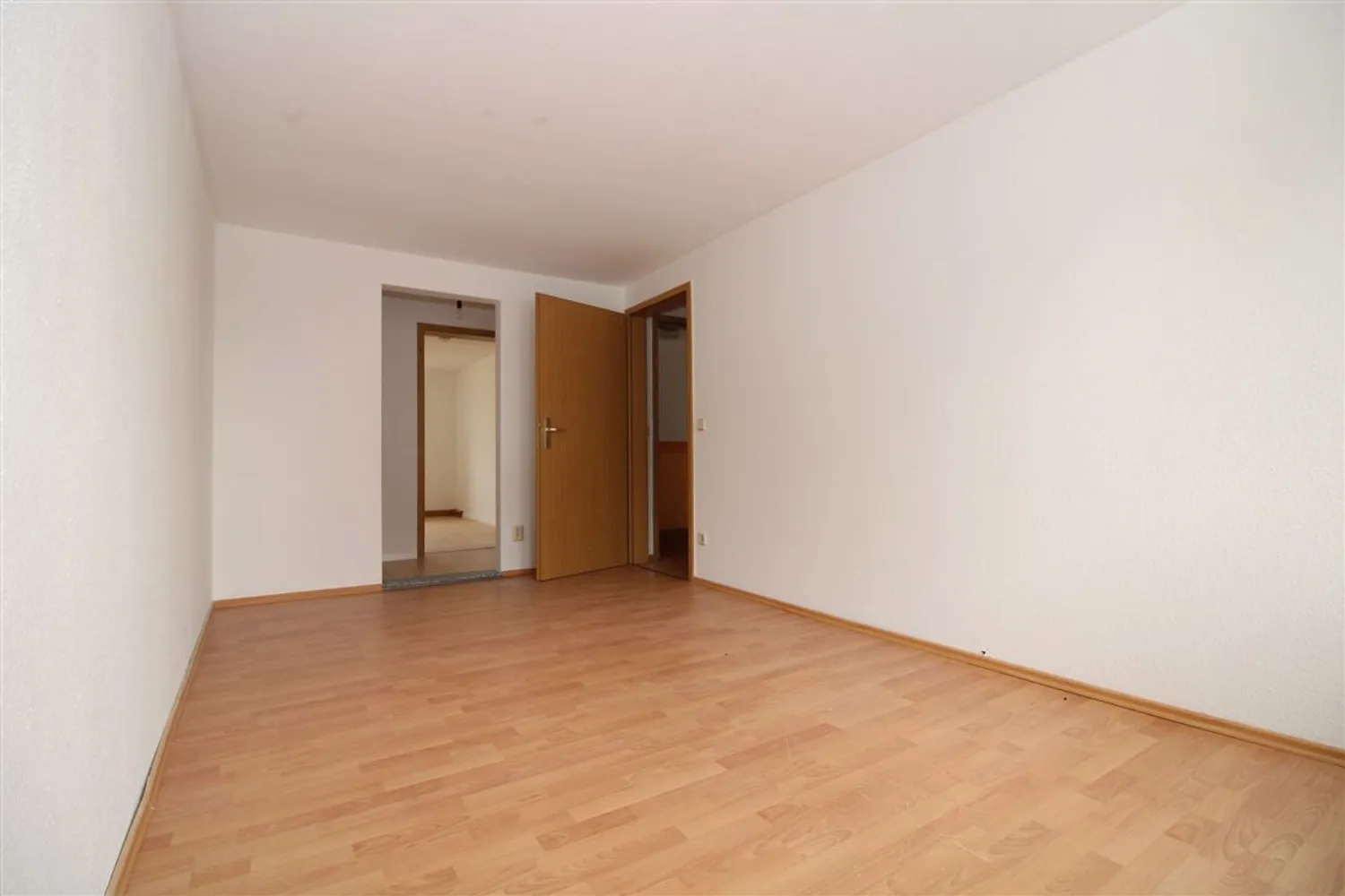 4 Zimmer Wohnung mit 87 m² in Plauen – Bild 7