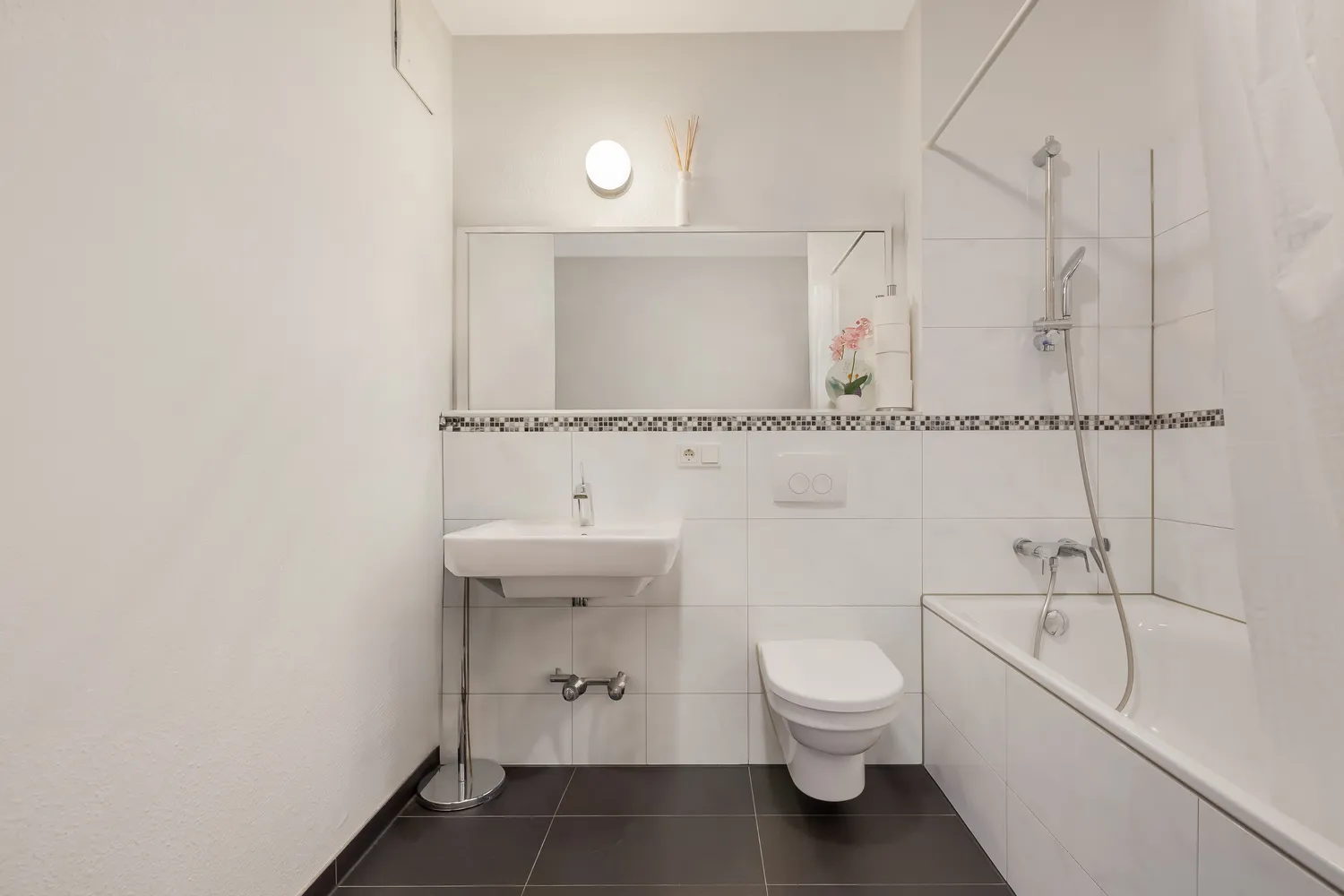 2 Zimmer Wohnung mit 62 m² in Düsseldorf – Bild 7