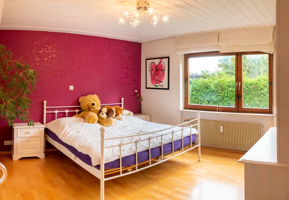 9 Zimmer Haus mit 214 m² in Villingen-Schwenningen – Bild 1