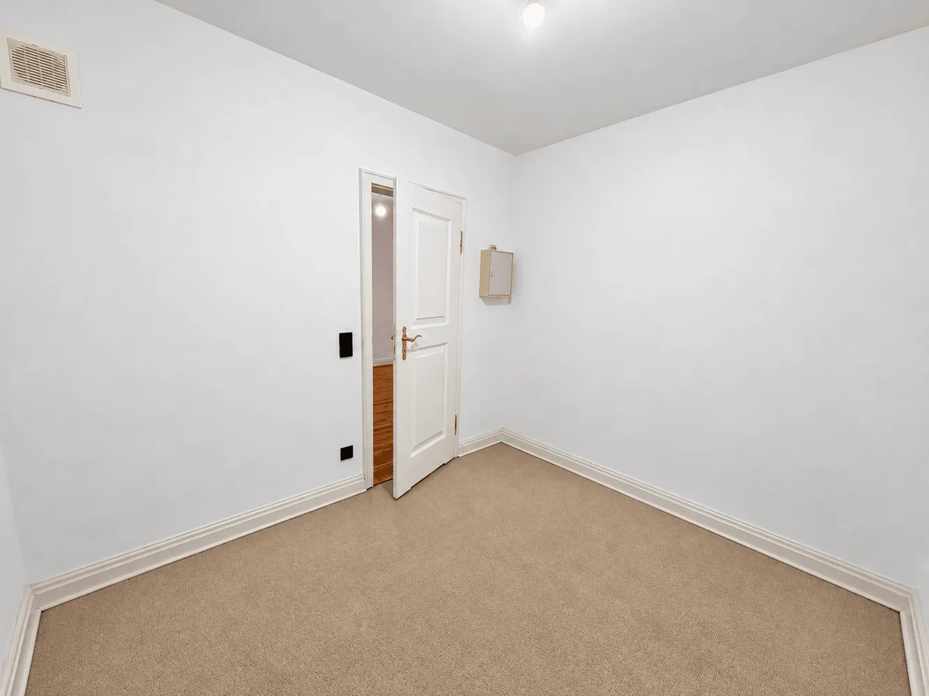 2 Zimmer Wohnung mit 58 m² in Düsseldorf – Bild 12