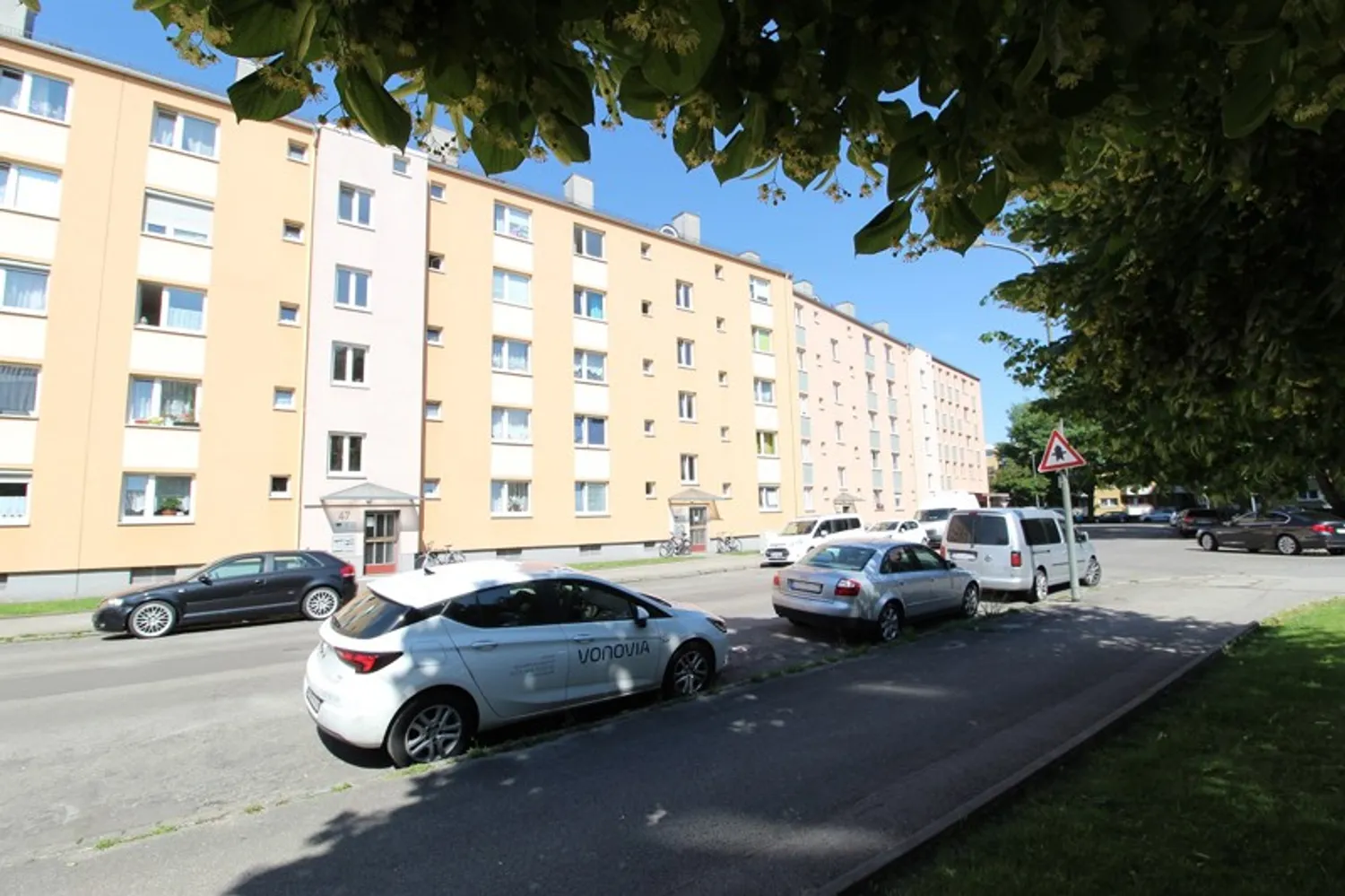 2 Zimmer Wohnung mit 46 m² in Augsburg – Bild 1