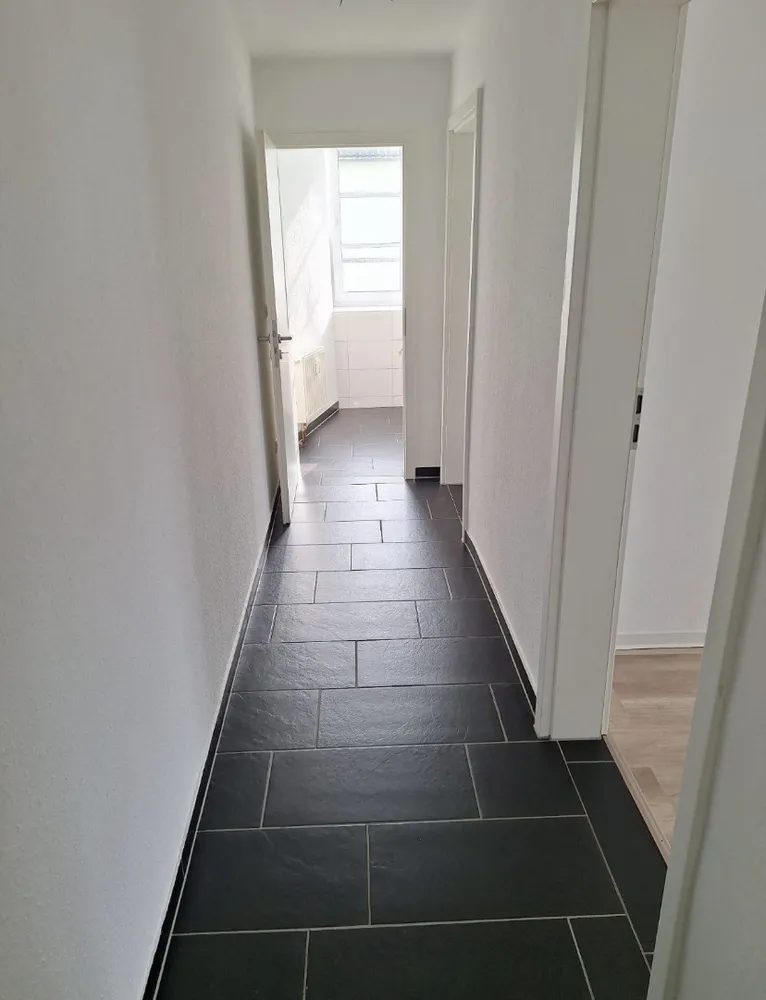 1 Zimmer Wohnung mit 38 m² in Chemnitz – Bild 2