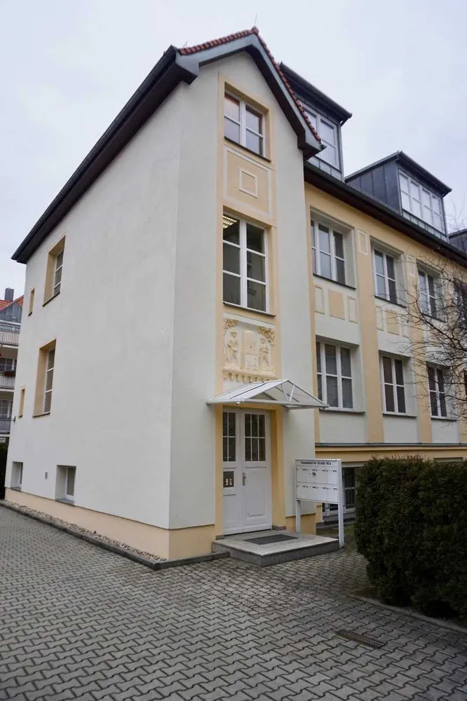 4 Zimmer Wohnung mit 87 m² in Dresden – Bild 1