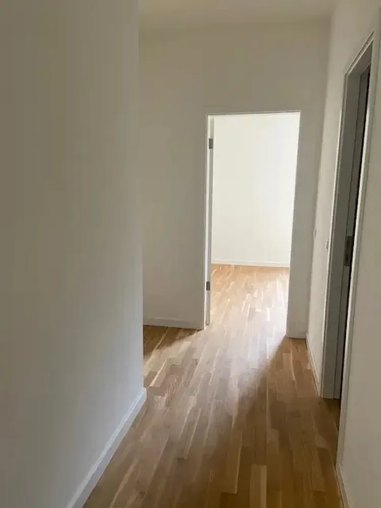 2 Zimmer Wohnung mit 70 m² in Berlin – Bild 7