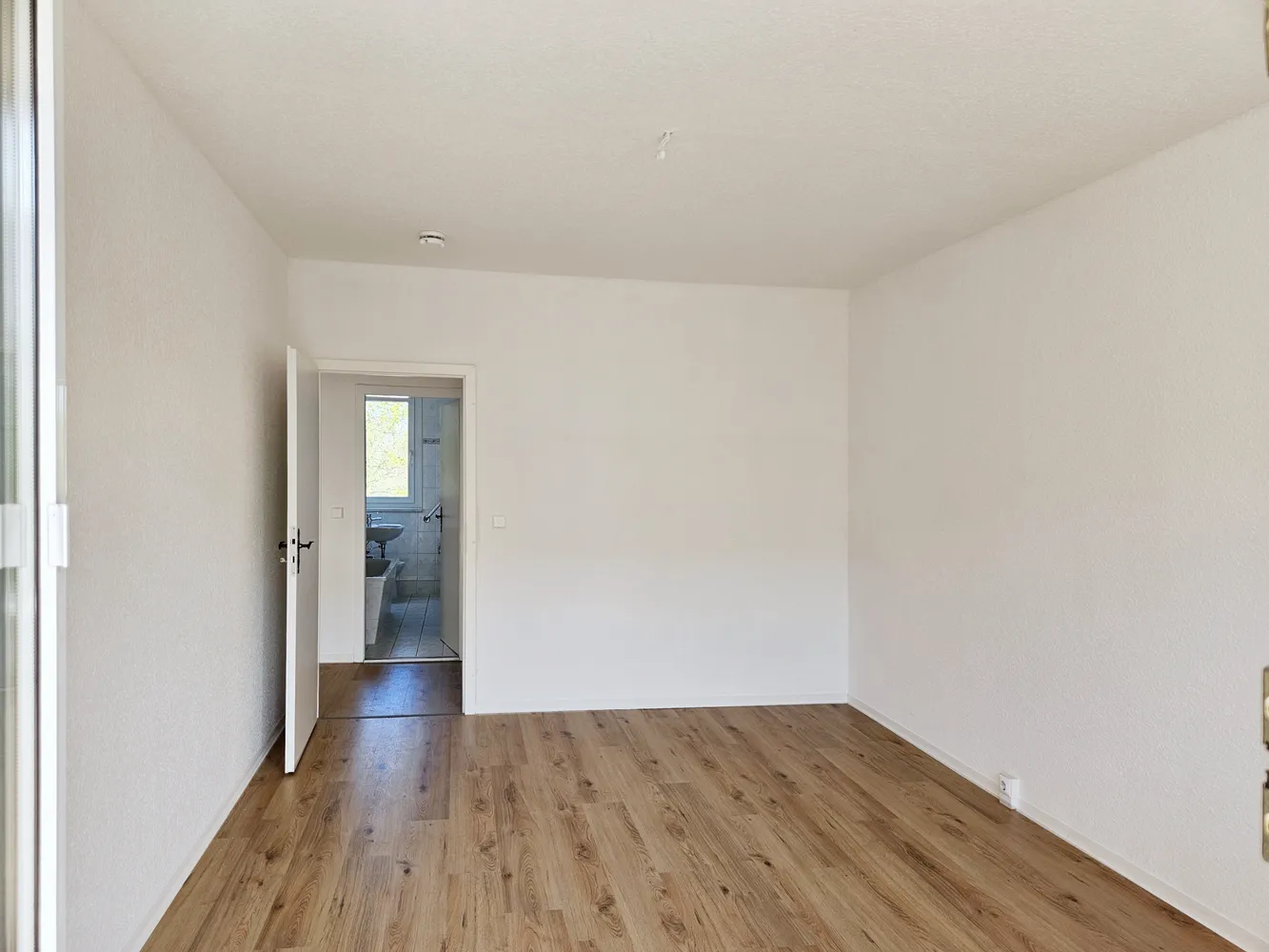 3 Zimmer Wohnung mit 60 m² in Halle (Saale) – Bild 5