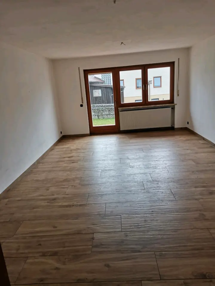 6 Zimmer Haus mit 150 m² in Deggendorf – Bild 1