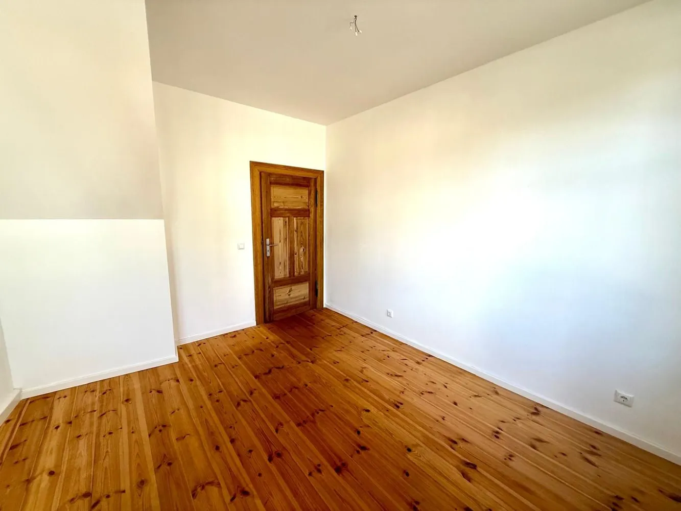 4 Zimmer Wohnung mit 139 m² in Magdeburg – Bild 3