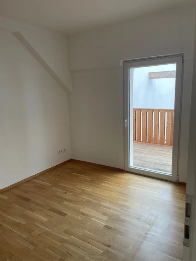 2 Zimmer Wohnung mit 61 m² in Halle (Saale) – Bild 3