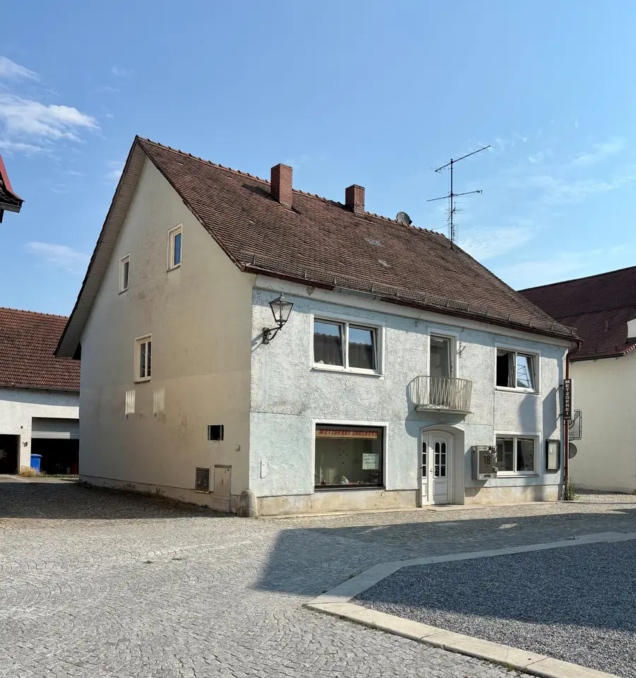 3 Zimmer Wohnung mit 83 m² in Deggendorf – Bild 1