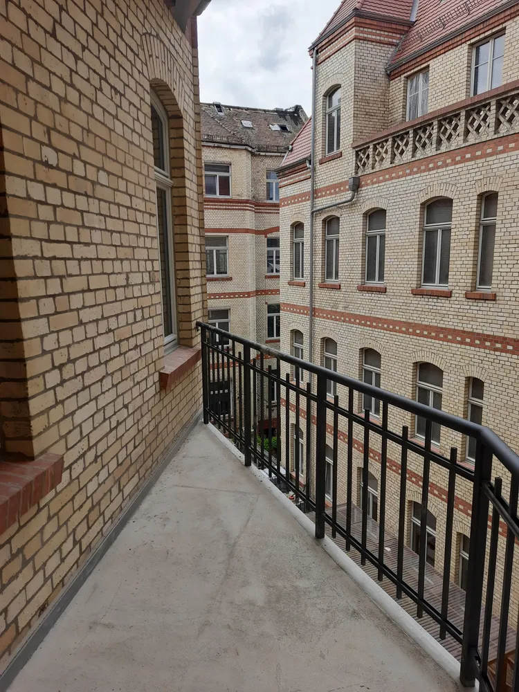 6 Zimmer Wohnung mit 193 m² in Halle (Saale) – Bild 5