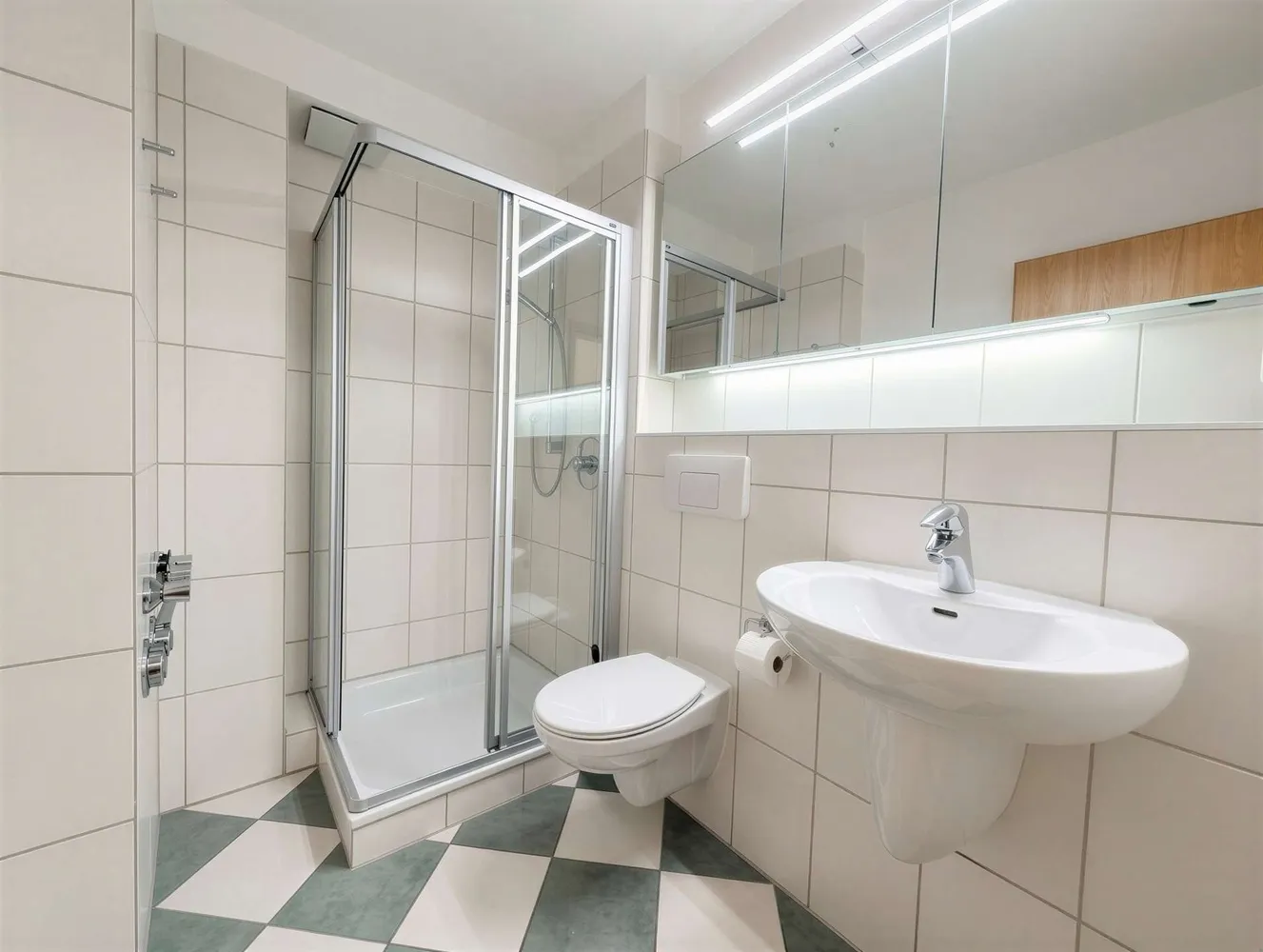 4 Zimmer Wohnung mit 124 m² in Frankfurt am Main – Bild 8