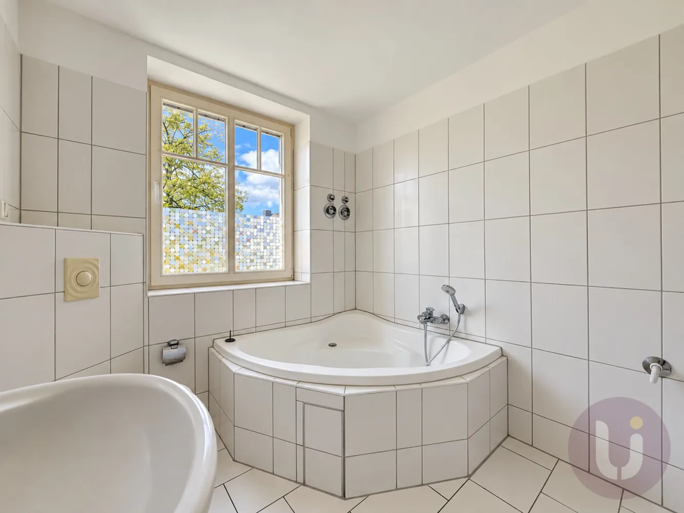 1 room apartment with 52 m² in Munich – Photo 1