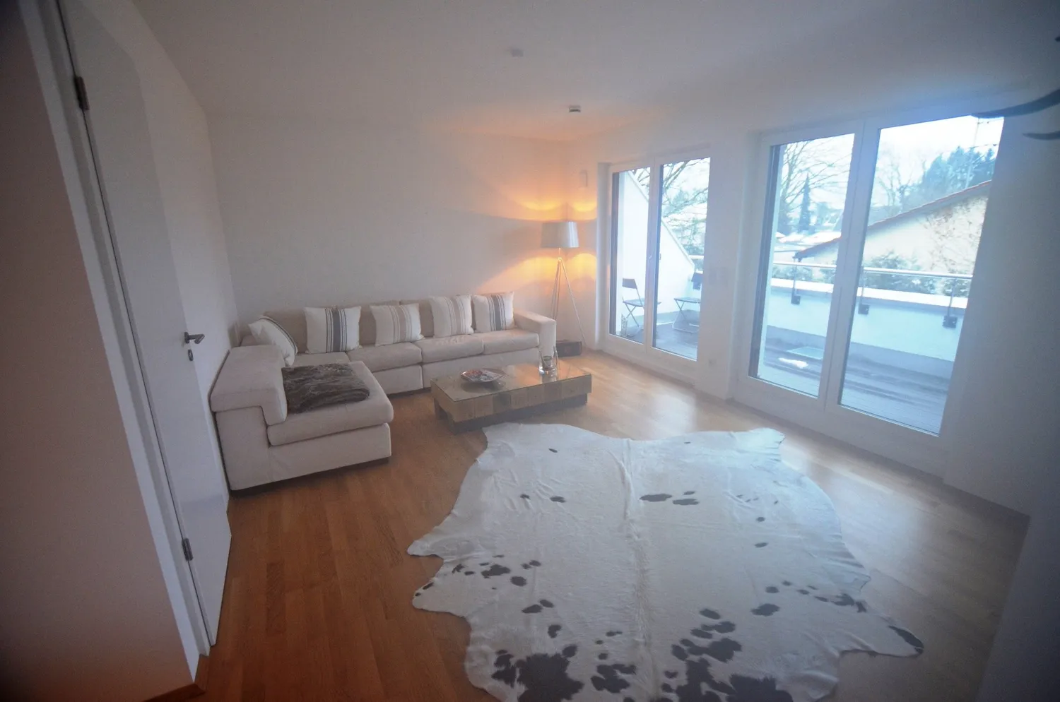 4 Zimmer Wohnung mit 118 m² in München – Bild 2