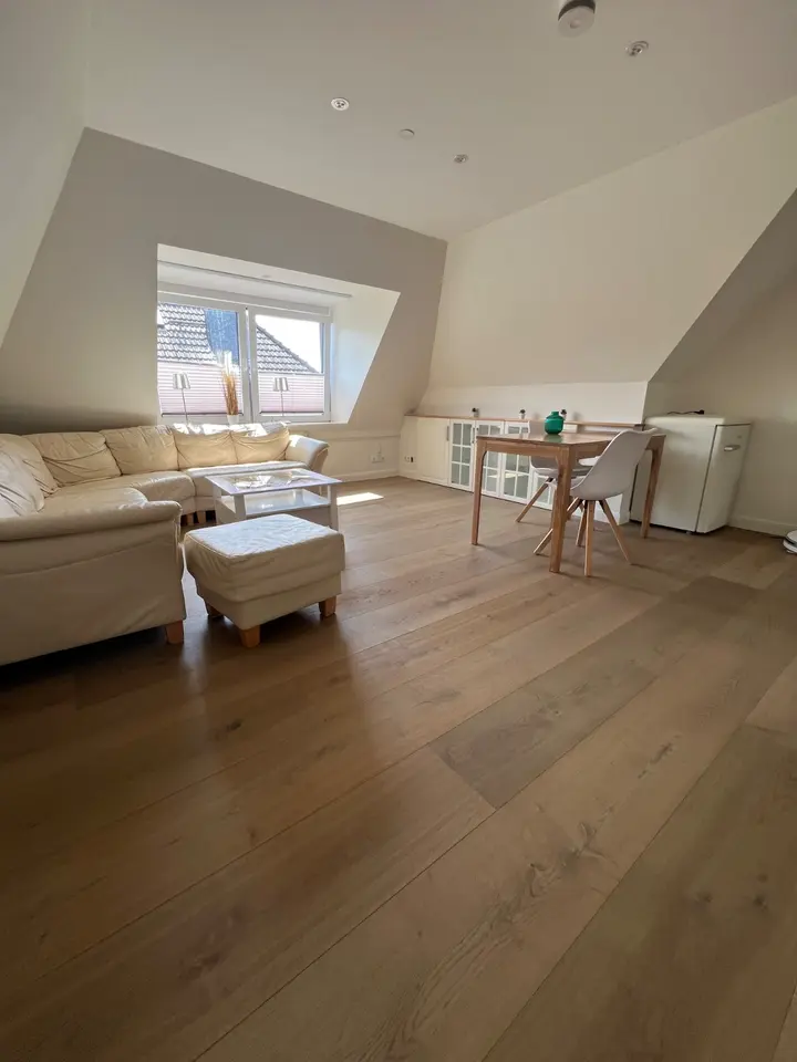 6 Zimmer Wohnung mit 277 m² in Neumünster – Bild 6