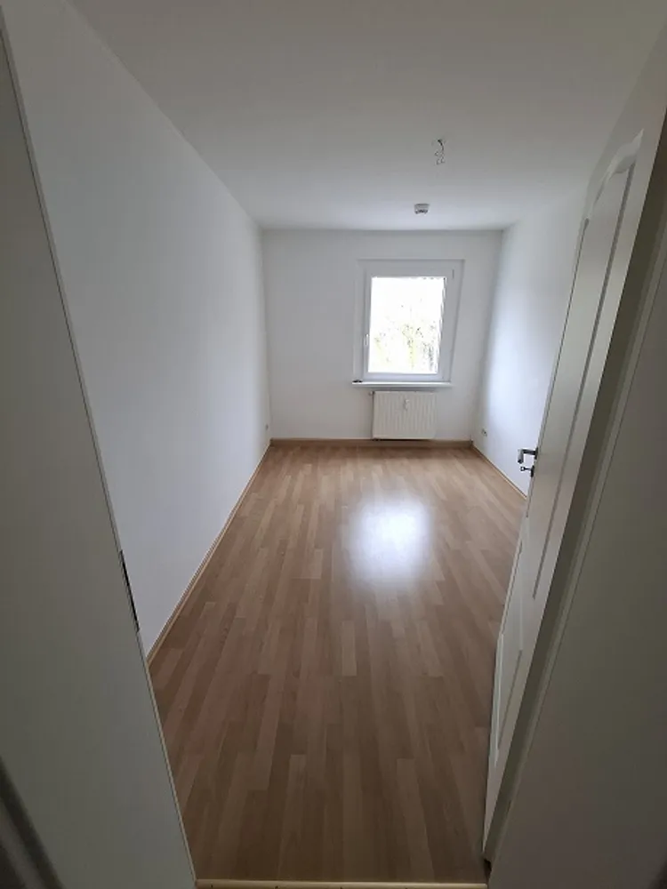 2 Zimmer Wohnung mit 74 m² in Bitterfeld-Wolfen – Bild 3