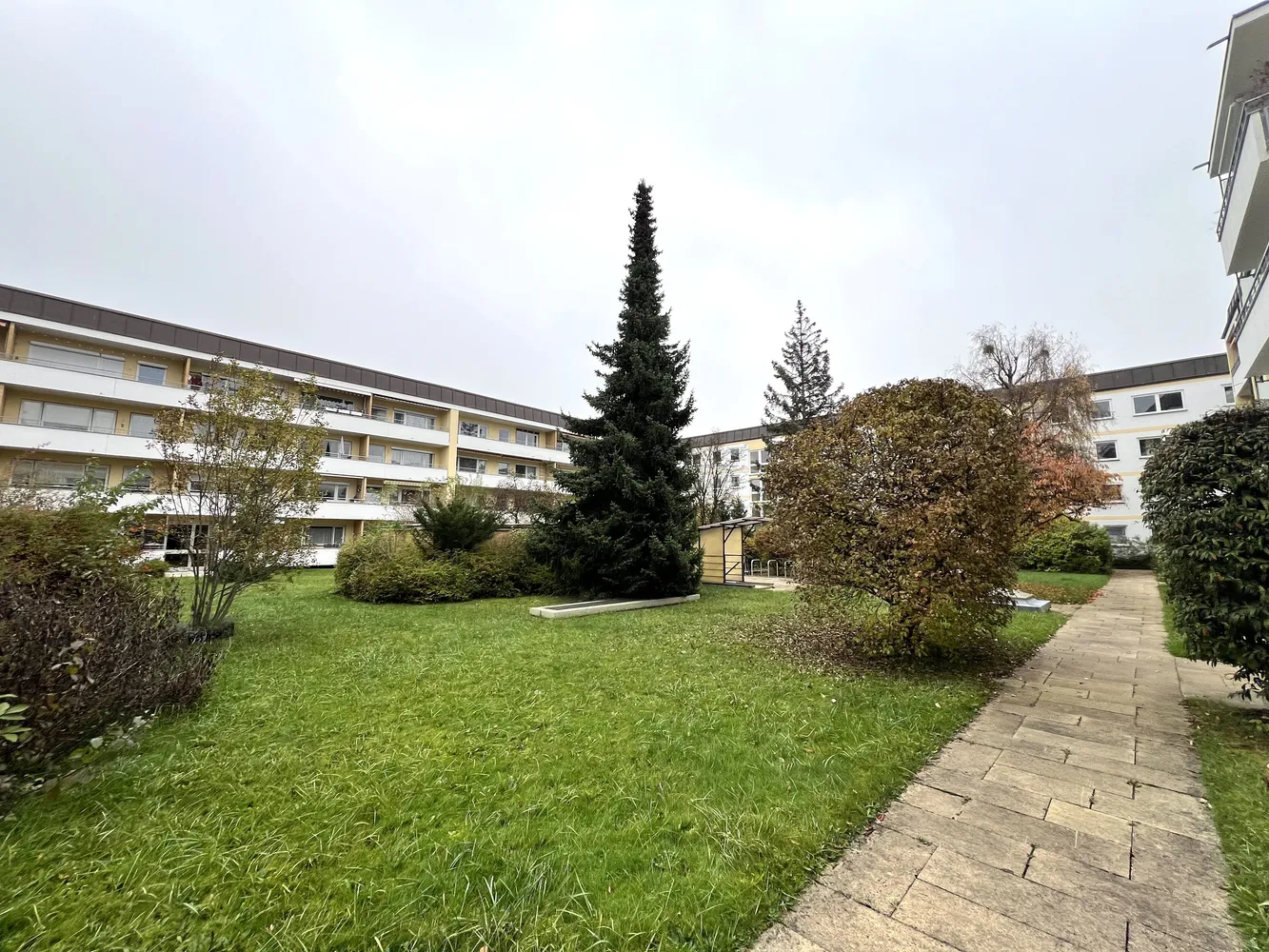 2 room apartment with 66 m² in Munich – Photo 3