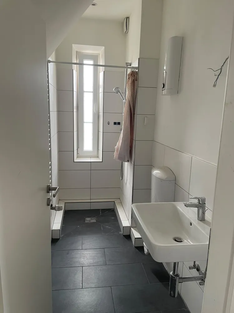 2 Zimmer Wohnung mit 50 m² in Neuss – Bild 4