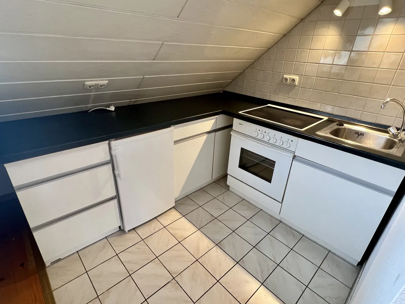 1 Zimmer Wohnung mit 32 m² in Köln – Bild 12