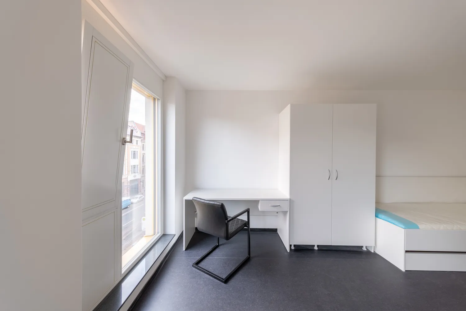 1 Zimmer Wohnung mit 23 m² in Halle (Saale) – Bild 3